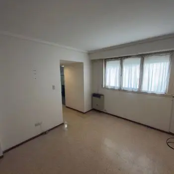 Departamento de 2 ambientes en alquiler en Centro