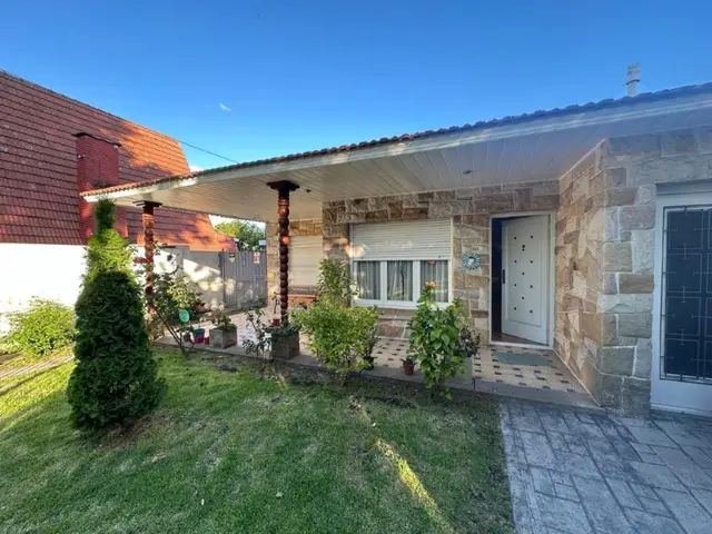 Casa de 4 ambientes en venta en ZACAGNINI JOSE MANUEL