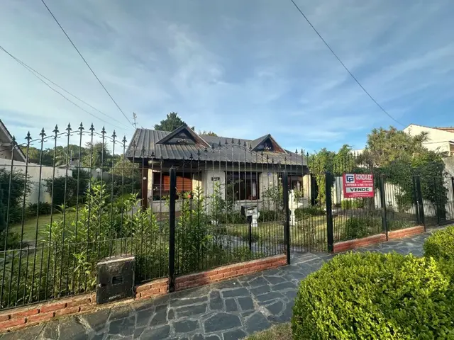 Casa de 3 ambientes en venta en CONSTITUCION