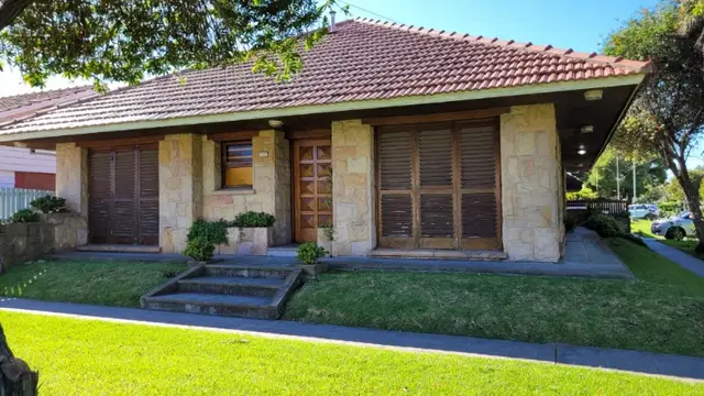 Casa de 4 ambientes en venta en ESTRADA JOSE MANUEL