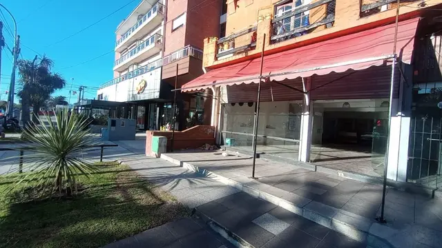 Local en alquiler en PARQUE LURO