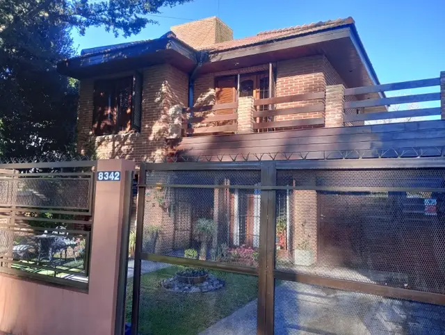 Casa de 3 ambientes en venta en LOPEZ DE GOMARA