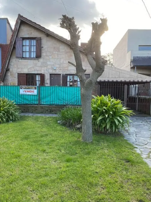 Casa de 3 ambientes en venta en PUNTA MOGOTES