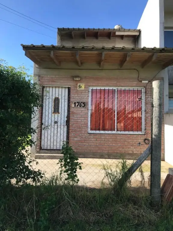 Casa de 2 ambientes en venta en FARO NORTE