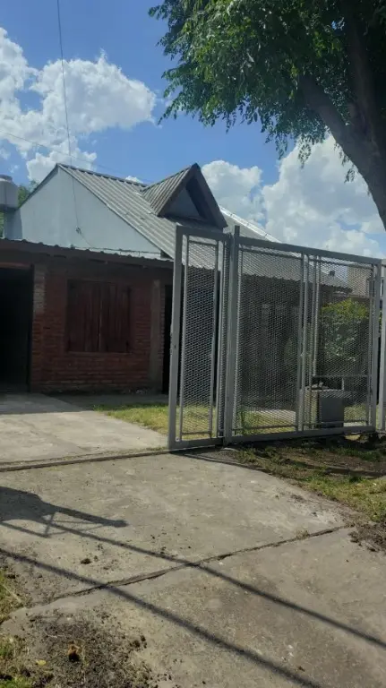 Casa de 3 ambientes en venta en FARO NORTE