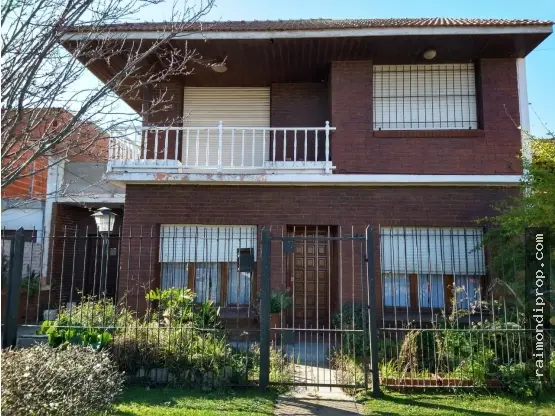 Casa de 4 ambientes en venta en ESTRADA JOSE MANUEL