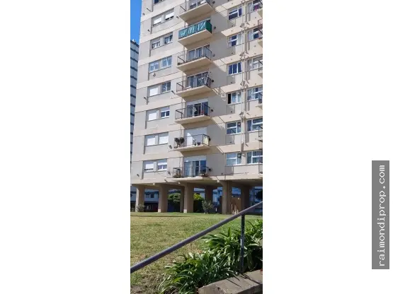 Departamento de 4 ambientes en venta en SARMIENTO DOMINGO FAUSTINO