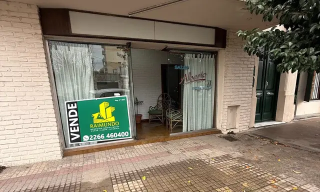 Local en venta en Área Centro