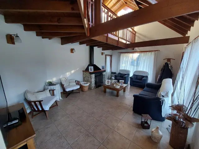 Casa de 5 ambientes en venta en SIERRA DE LOS PADRES