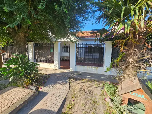 Casa de 3 ambientes en venta en PUNTA MOGOTES