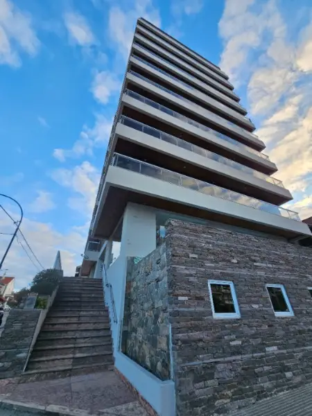Departamento de 5 ambientes en venta en LOMAS DE STELLA MARIS