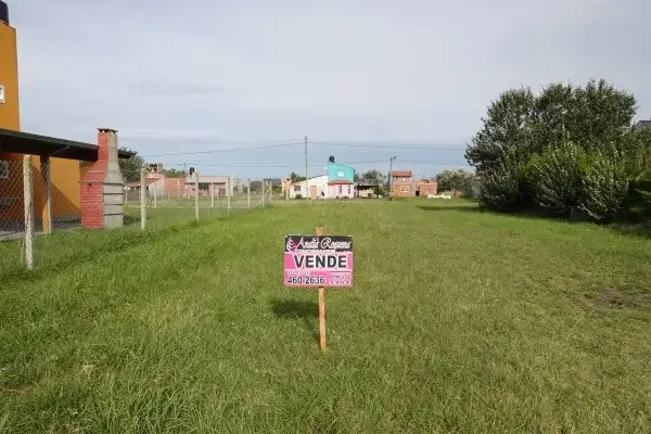 Terreno de 1 ambiente en venta en Camet