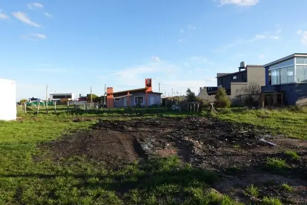 Terreno de 1 ambiente en venta en Camet
