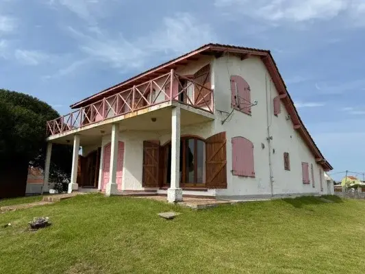 Casa de 5 ambientes en venta en Mar del Plata