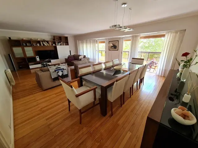 Departamento de 4 ambientes en venta en Centro