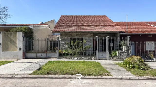 Casa de 2 ambientes en venta en San Carlos