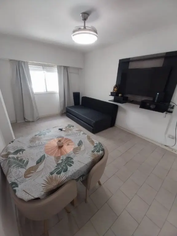 Departamento de 2 ambientes en alquiler en Centro