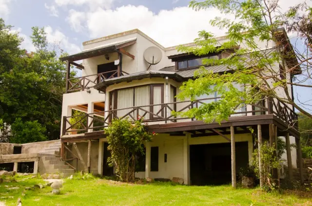 Casa de 4 ambientes en venta en SIERRA DE LOS PADRES