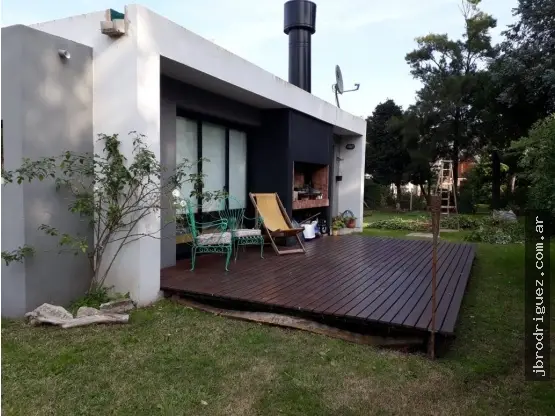 Casa de 1 ambiente en venta en LOS ACANTILADOS