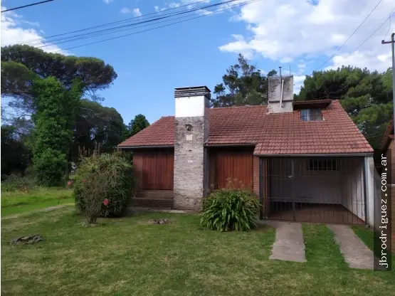 Casa de 4 ambientes en venta en LOS ACANTILADOS
