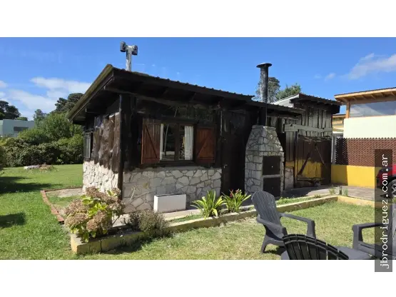 Casa de 1 ambiente en venta en LOS ACANTILADOS