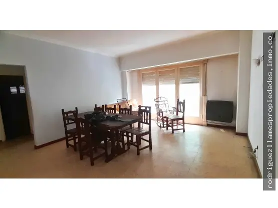 Departamento de 3 ambientes en venta en Centro
