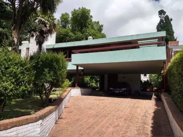 Casa de 6 ambientes en venta en FUNES Y SAN LORENZO