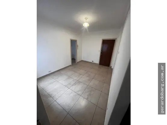 Departamento de 2 ambientes en alquiler en Centro