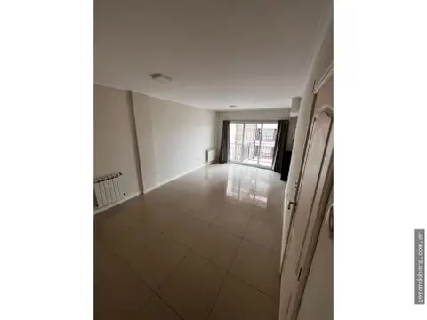 Departamento de 2 ambientes en alquiler en Centro