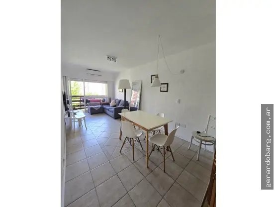 Departamento de 3 ambientes en venta en SANTA ROSA DE LIMA