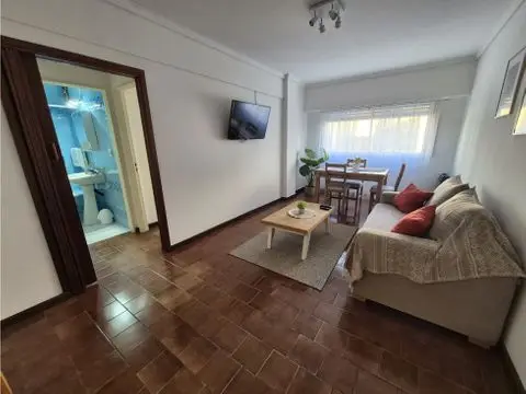 Departamento de 2 ambientes en alquiler en Centro