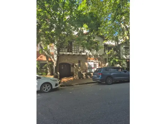 Casa de 3 ambientes en venta en Centro