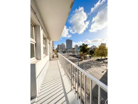 Departamento de 2 ambientes en venta en Área Centro