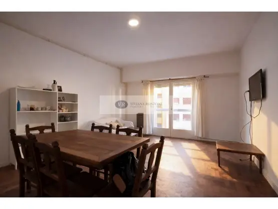 Departamento de 2 ambientes en venta en LA PERLA