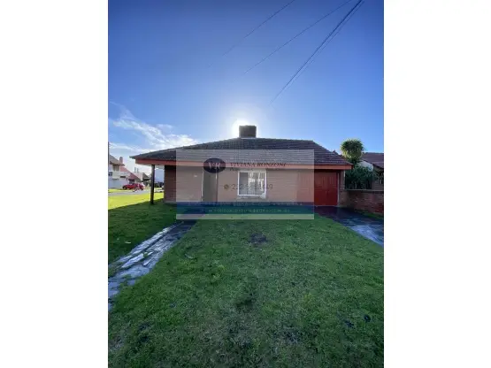 Casa de 3 ambientes en venta en ESTRADA JOSE MANUEL