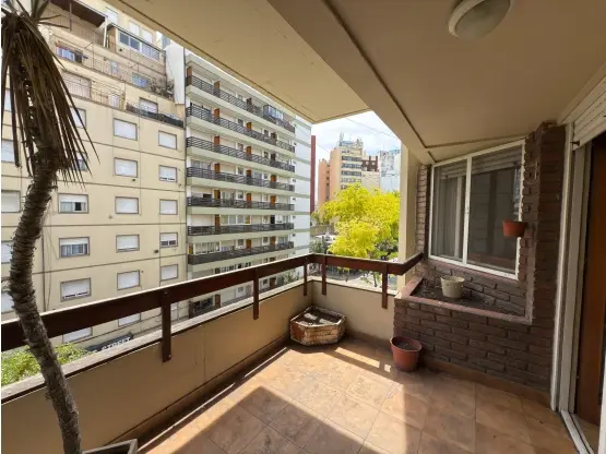 Departamento de 3 ambientes en venta en Centro