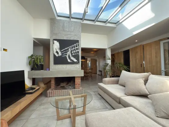 Casa de 4 ambientes en venta en SANTA CELINA