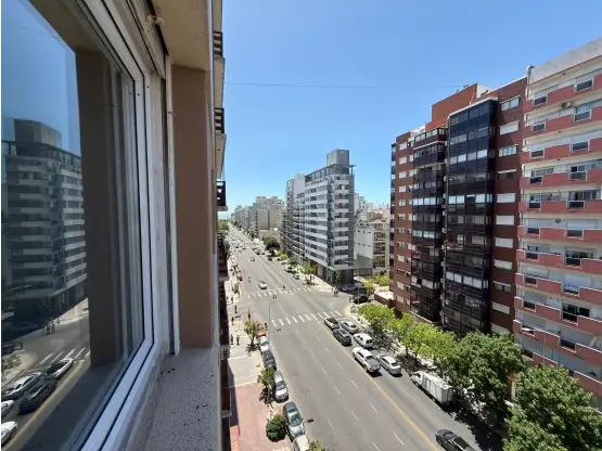 Departamento de 3 ambientes en venta en LA PERLA