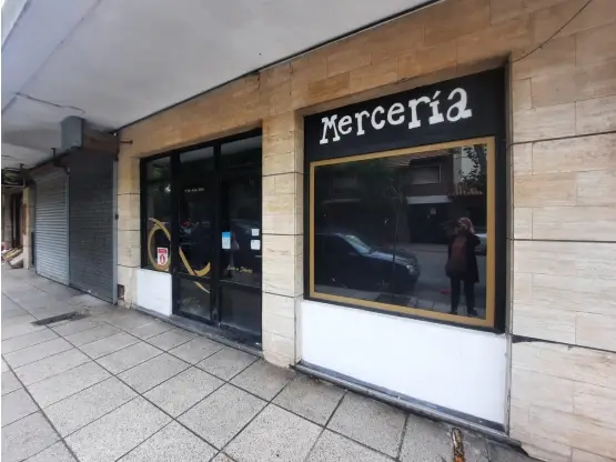 Local en venta en LA PERLA