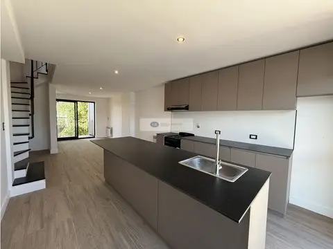 PH de 3 ambientes en venta en Parque Luro