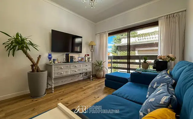 Departamento de 3 ambientes en venta en BOSQUE GRANDE