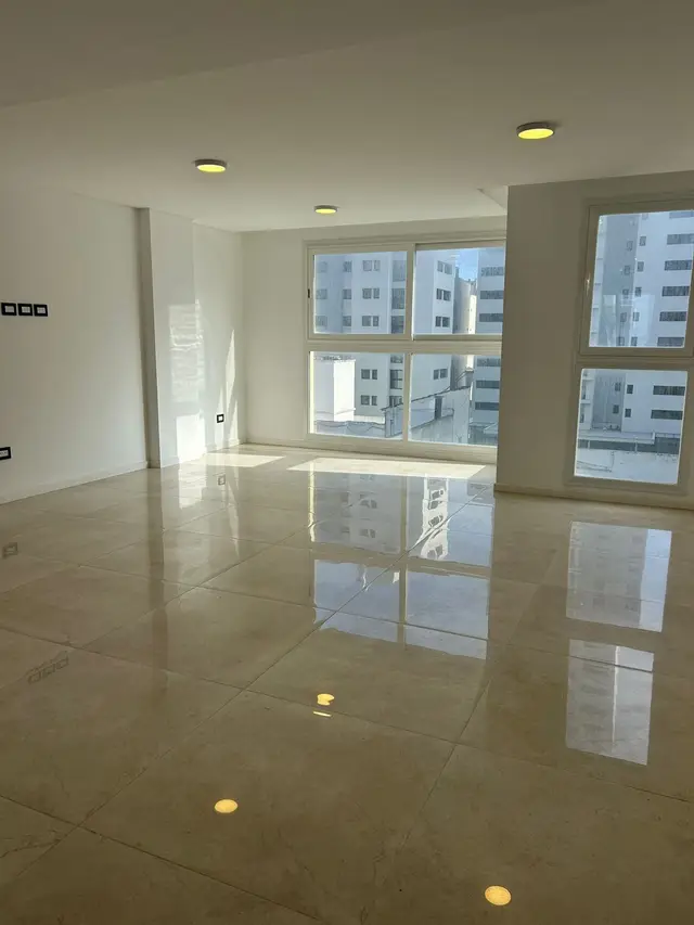 Departamento de 3 ambientes en venta en LA PERLA