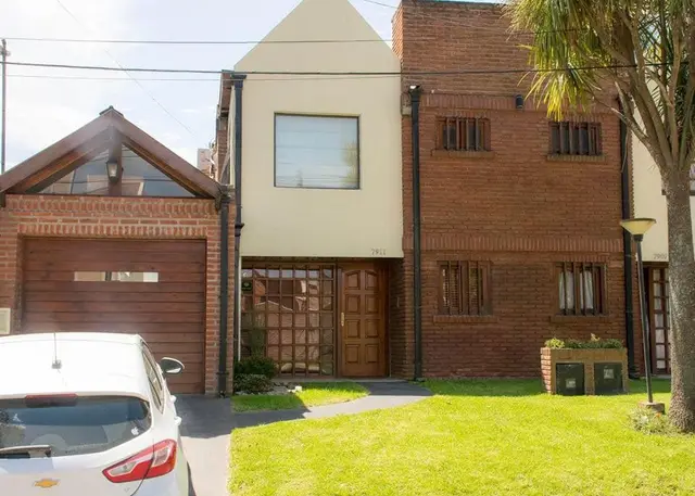 Casa de 4 ambientes en venta en LOPEZ DE GOMARA