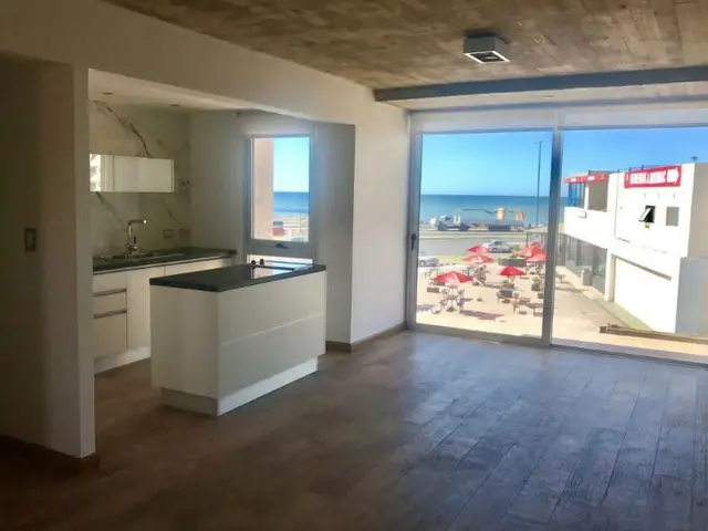 Departamento de 2 ambientes en venta en PARQUE LURO