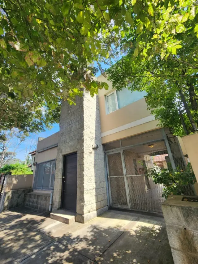 Casa de 6 ambientes en venta en LOS TRONCOS
