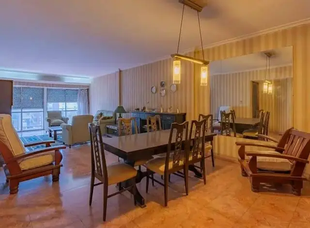 Departamento de 4 ambientes en venta en Centro