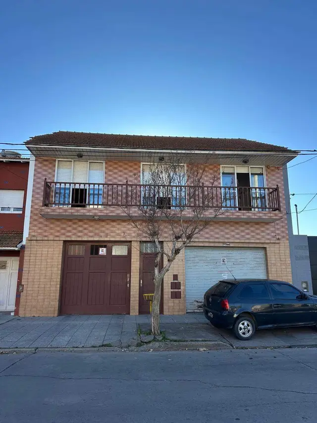 Casa de 7 ambientes en venta en RIVADAVIA BERNARDINO