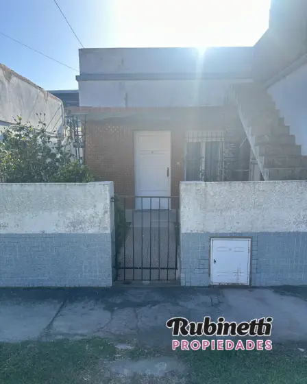 Casa de 3 ambientes en venta en VILLA PRIMERA