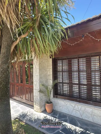 Casa de 3 ambientes en venta en MALVINAS ARGENTINAS