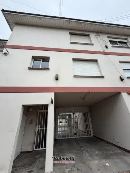 Departamento de 2 ambientes en venta en DON BOSCO